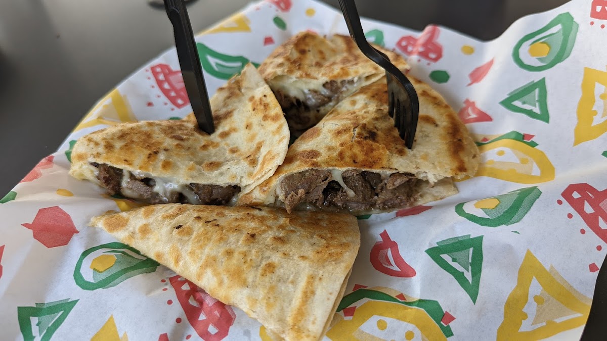 TOROS TACOS+TEQUILA