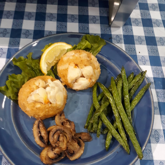 Signature Crab Cakes