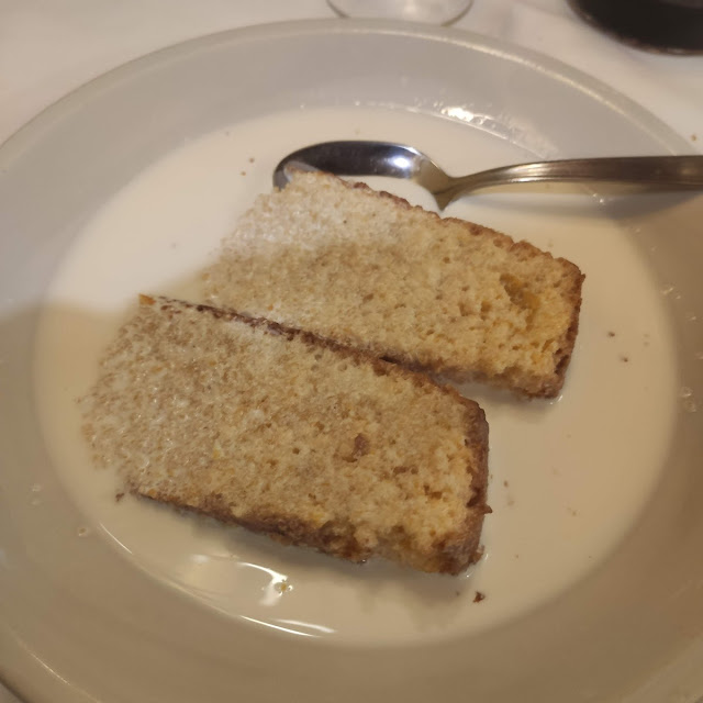 Torta Della Nonna Con Panna Liquida