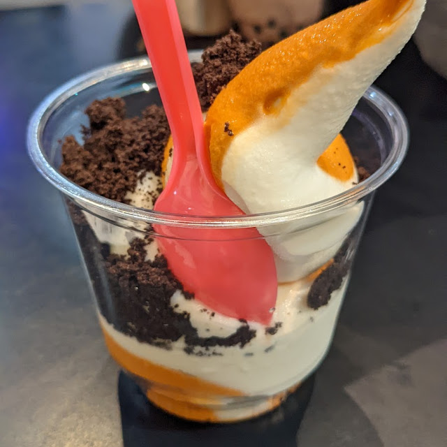 Thai Tea Milk Swirl