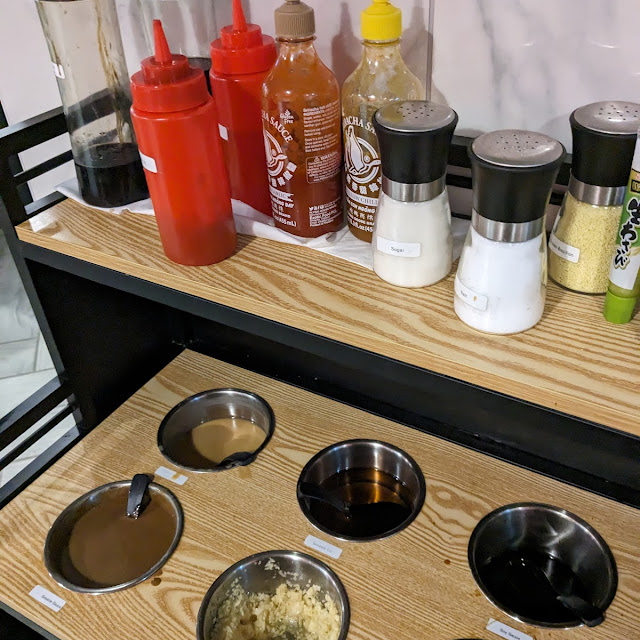 Sauce Bar