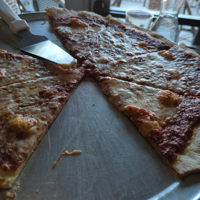Val's Pizza