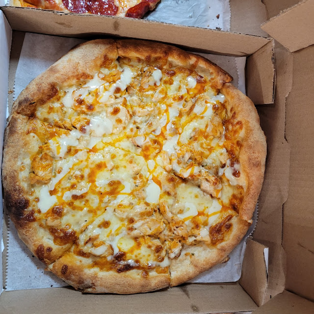 Buff chk Pizza