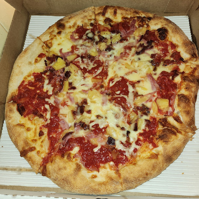Hawaiian Pizza
