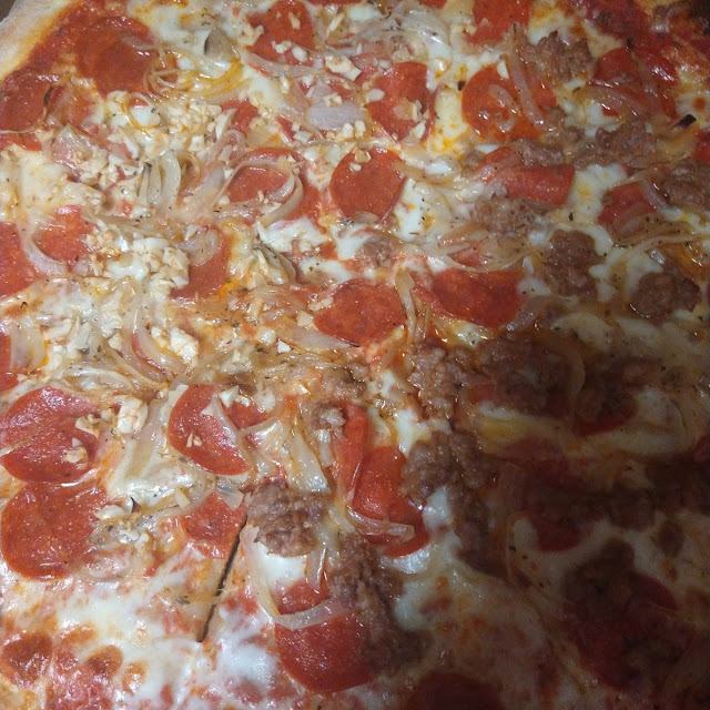 Stinger Pizza Pepperoni Onion