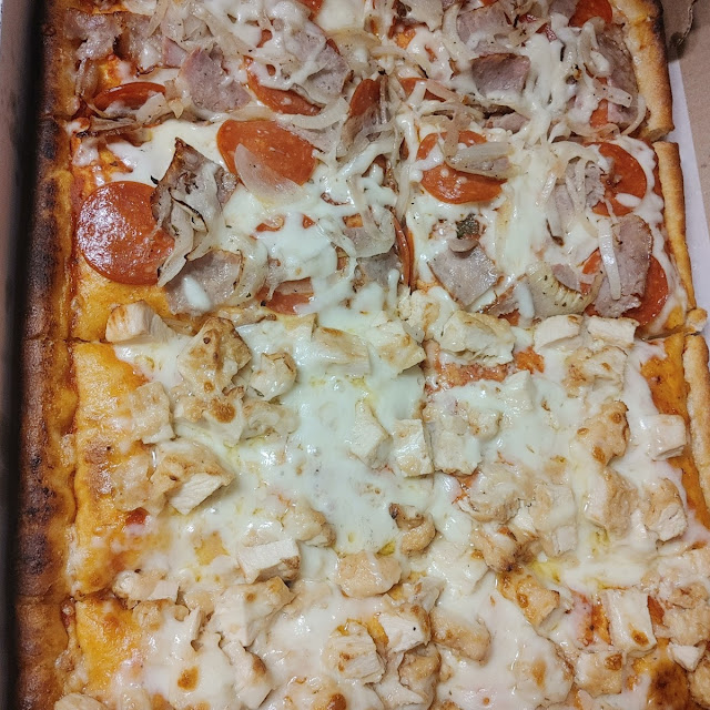 Sicilian Pizza 1 2 Sausage Pepperoni and Onion the Other Half Chicken Franchise