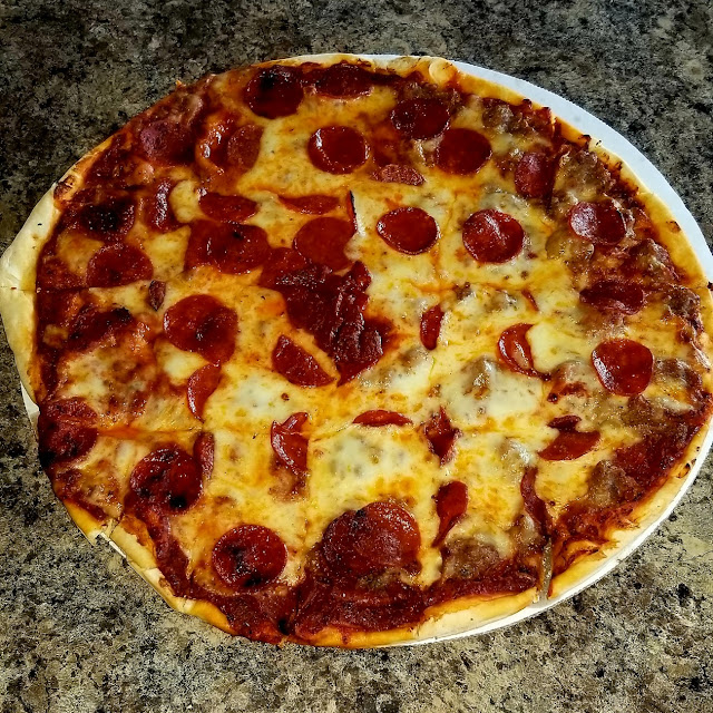 Thin Crust Pizza with Pepperoni
