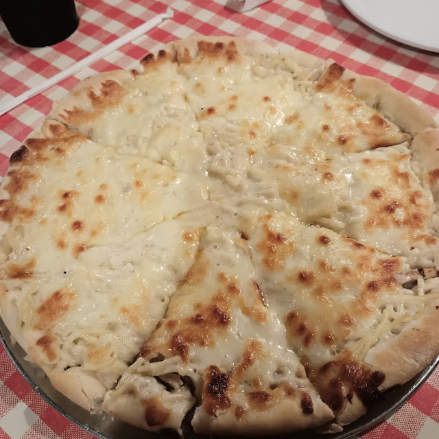 Spaghetti Pizza Chicken Alfredo Carbonara