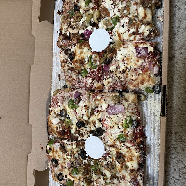 Deep Dish Cheese Pizza Detroit Style