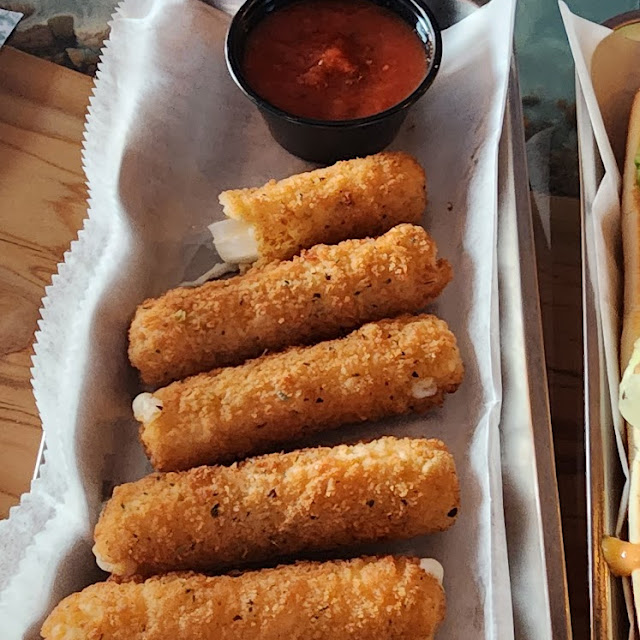 Mozzarella Sticks