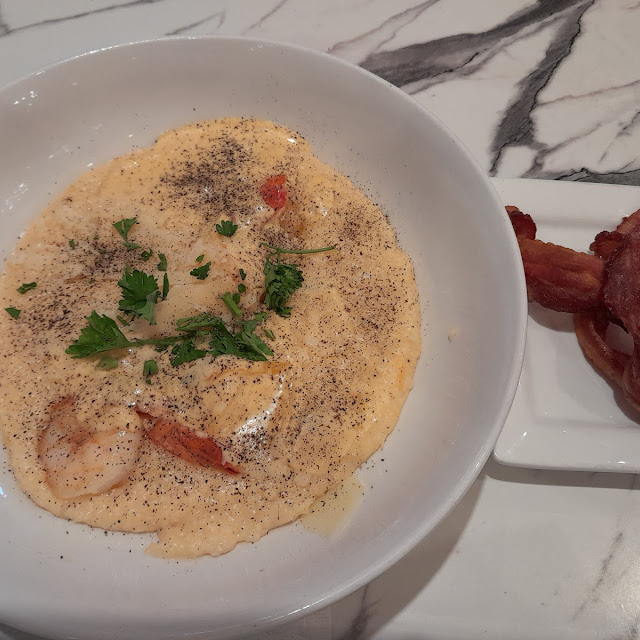 Mini Shrimp & Grits