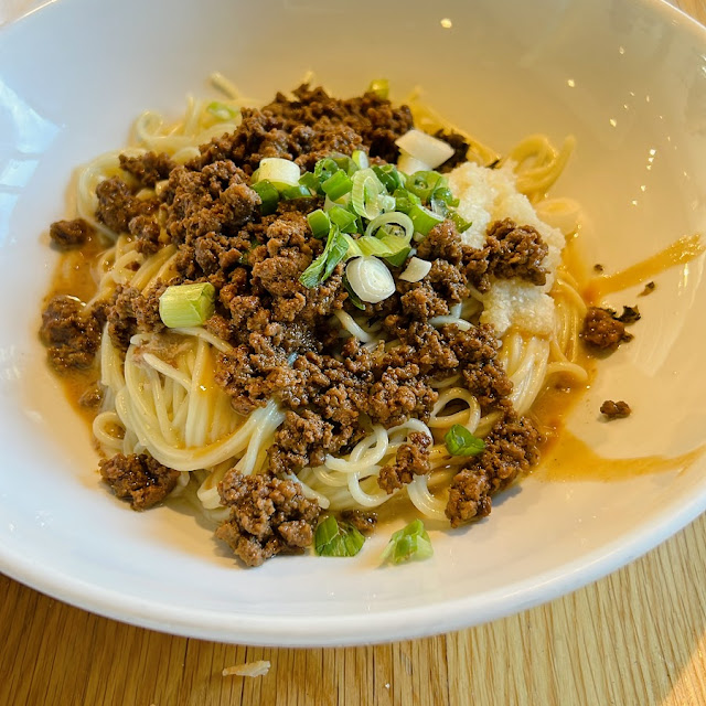 Crispy Minced Beef Noodle