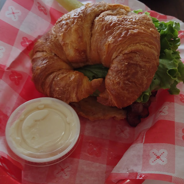 Chads Croissant blt Sandwich