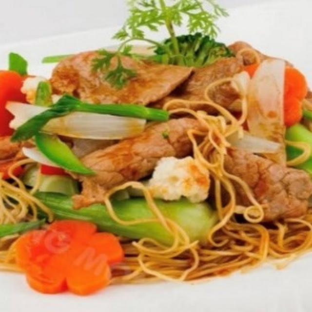 F1 - Combination Lo Mein