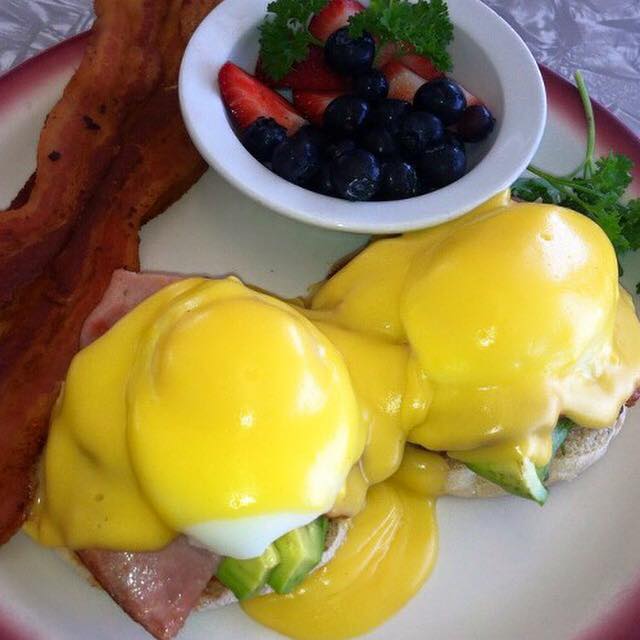 Eggs Benedict
