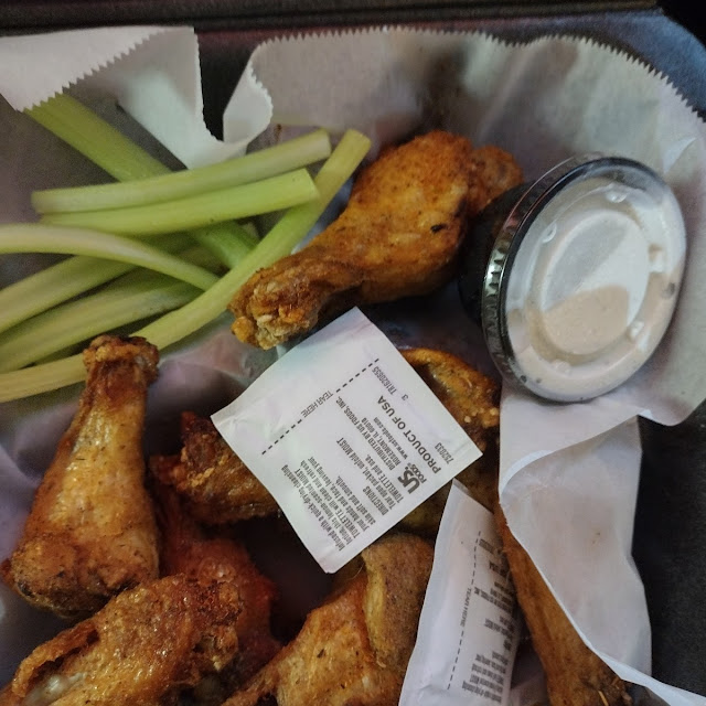 Wooly's Wings