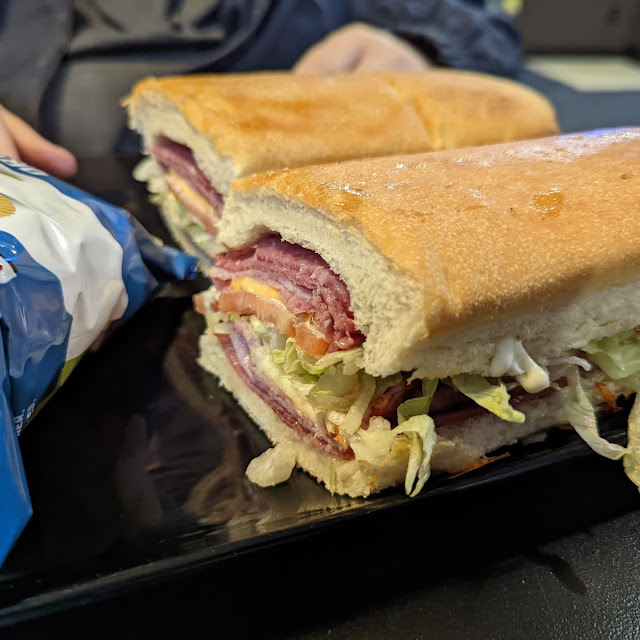 Toasted Sub w Chips