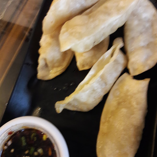 Steamed or Pan Fried Dumplings 8 水饺
