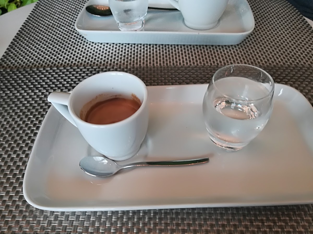 Xue Café Boutique - Muelle Internacional Gate A1