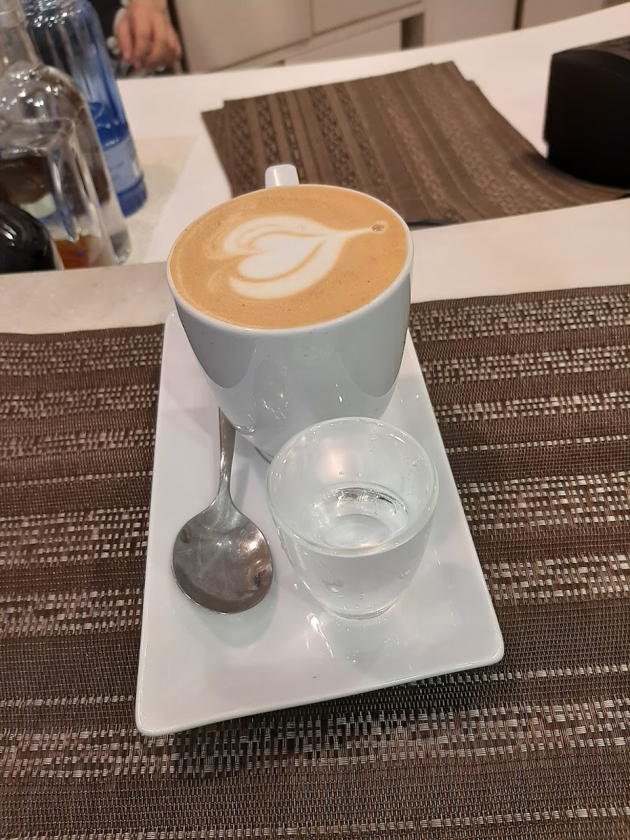 Xue Café Boutique - Muelle Internacional Gate A1