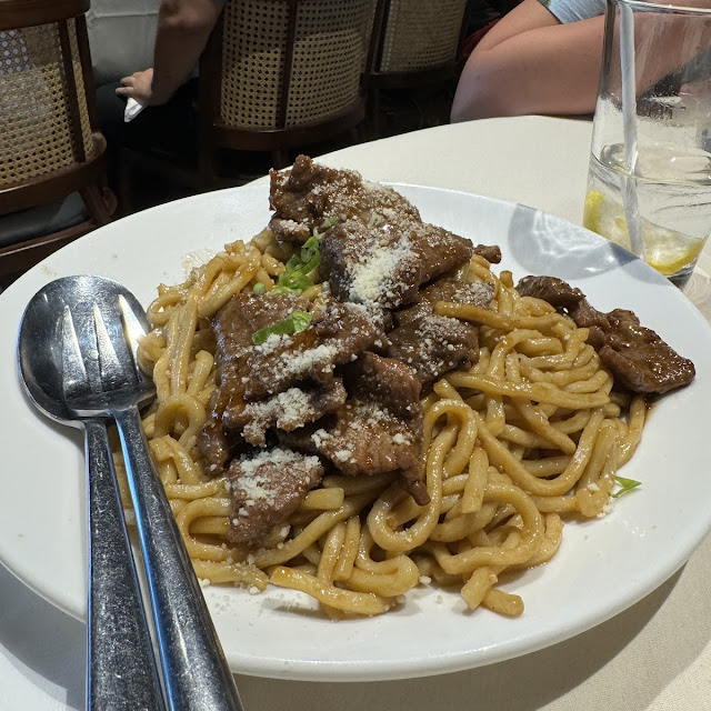 Garlic Noodles with Beef