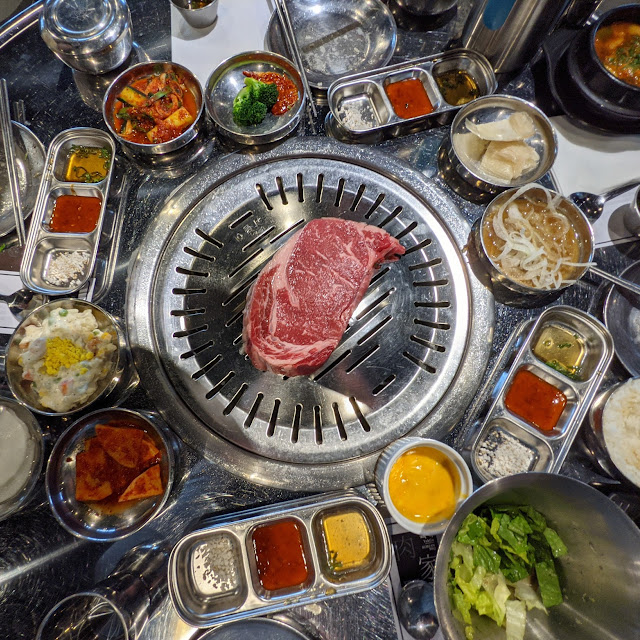 Small Intestine Jeon-Gol Casserole