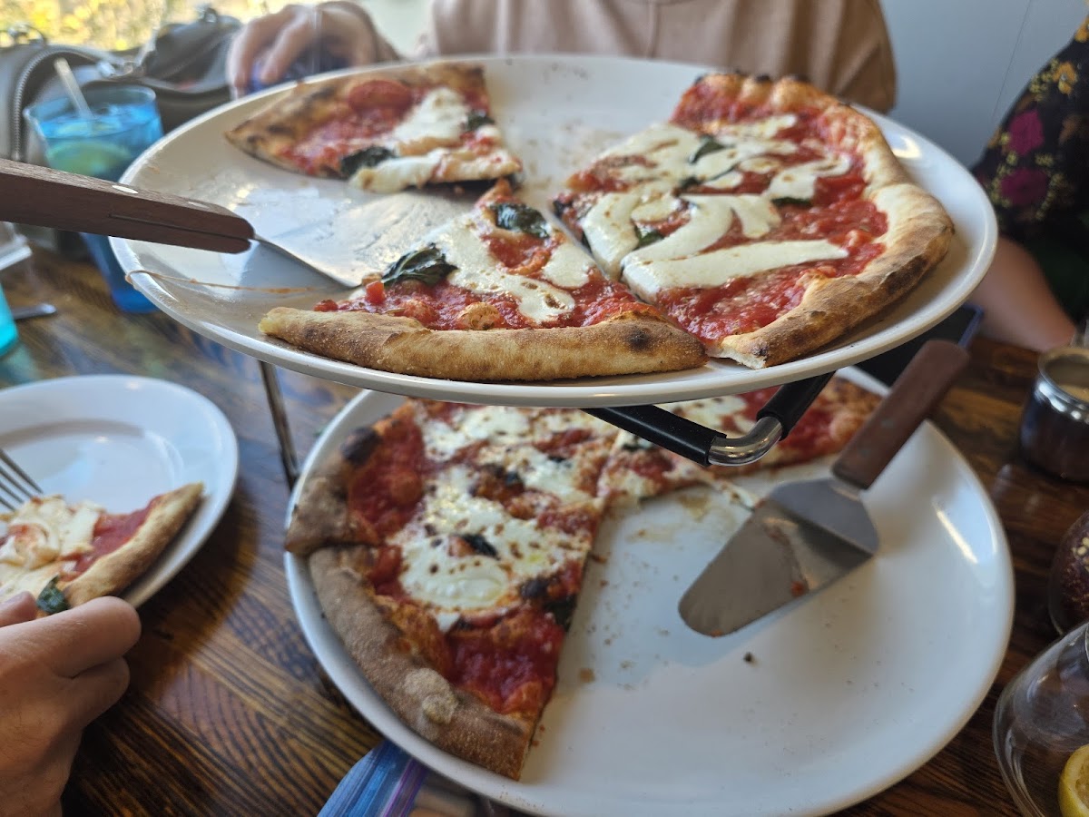 Zozo's On The Bay