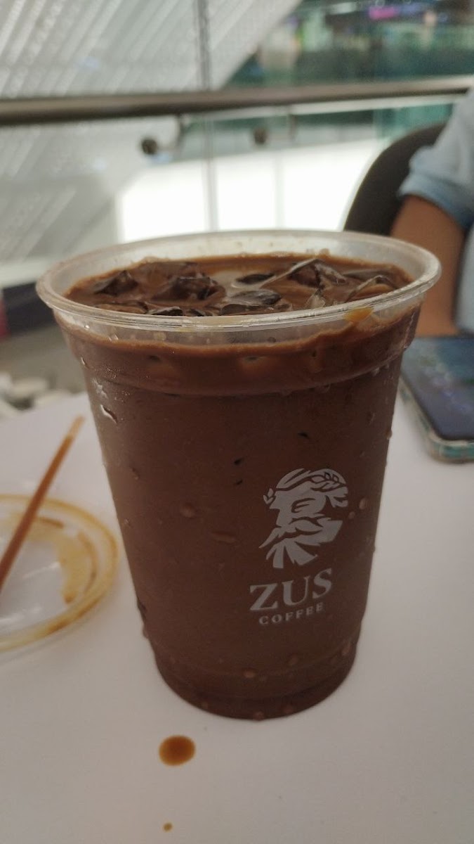 ZUS Coffee - 1 Utama Shopping Centre